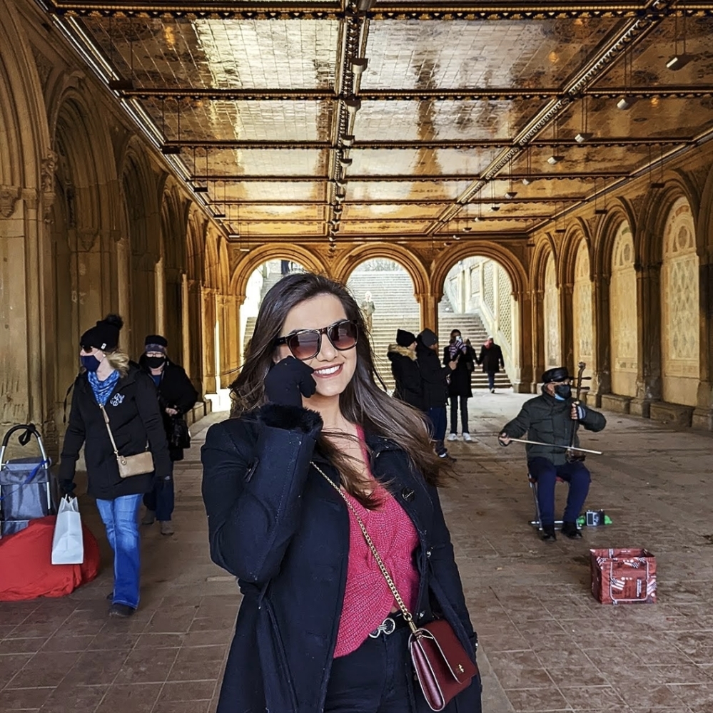 Meet your Posher, Demetra
